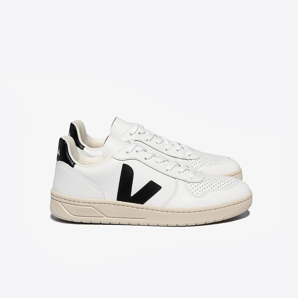 V-10 Leather White Black - VEJA – Andrew Davis Clothiers
